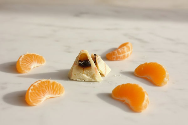 100g Mandarin in white chocolate